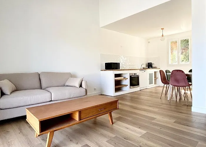 Propriete Malva Agava * 阿拉塔